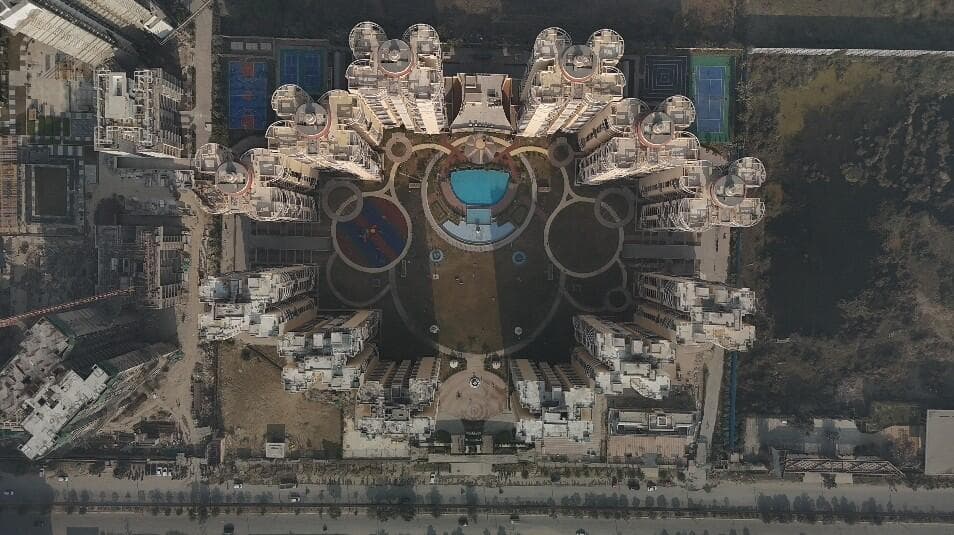 Samridhi Luxuriya Avenue Greater Noida West | Luxury Apartments for Sale image 3